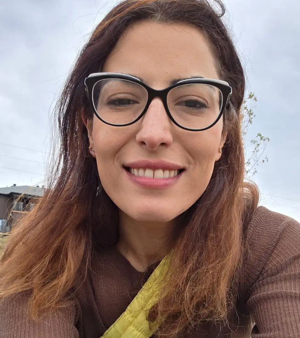 @Bakesandfeasts profile image